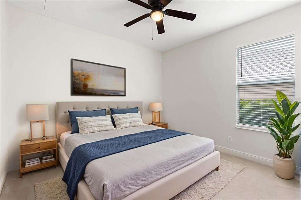 En Venta: $645,000 (4 camas, 3 baños, 2941 Pies cuadrados)