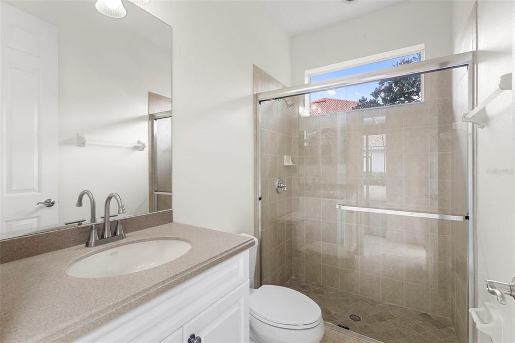 En Venta: $645,000 (4 camas, 3 baños, 2941 Pies cuadrados)