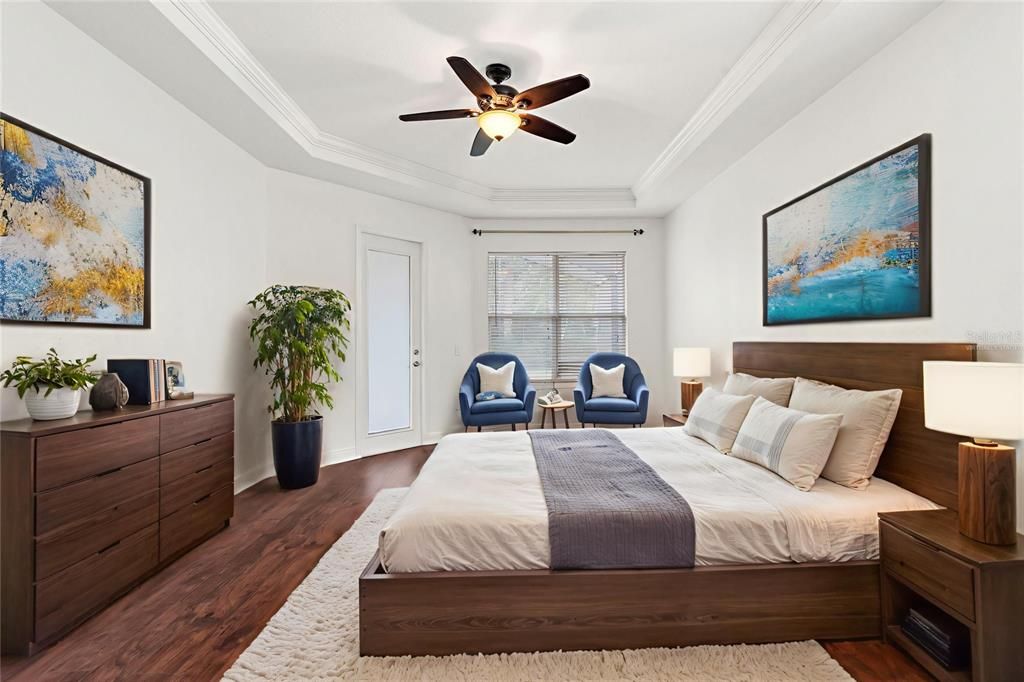 En Venta: $645,000 (4 camas, 3 baños, 2941 Pies cuadrados)