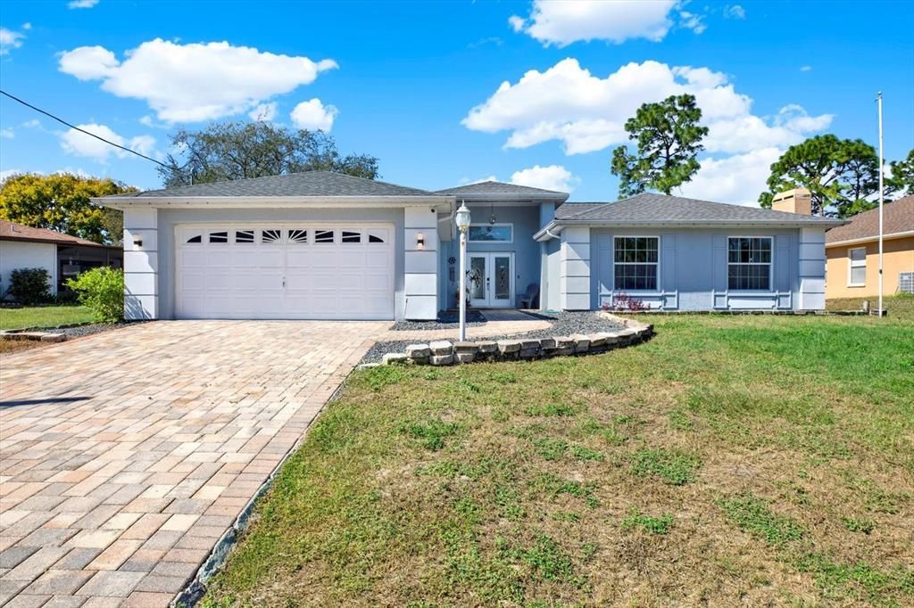 待售: $338,000 (4 贝兹, 2 浴室, 2280 平方英尺)