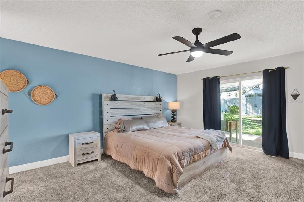 待售: $338,000 (4 贝兹, 2 浴室, 2280 平方英尺)