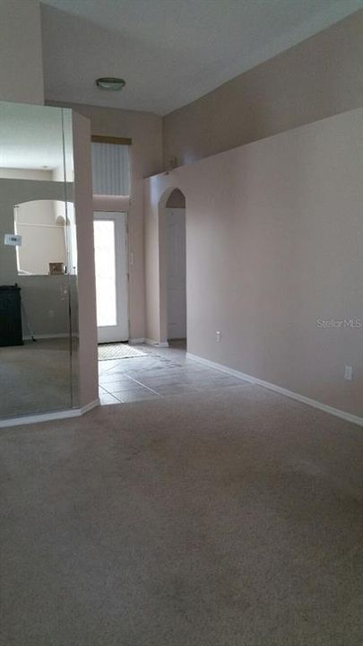 В аренду: $2,400 (3 спален, 2 ванн, 1857 Квадратных фут)