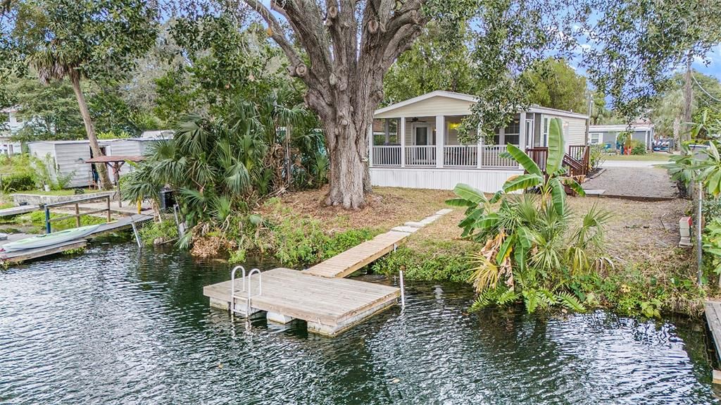 En Venta: $349,900 (2 camas, 2 baños, 1128 Pies cuadrados)