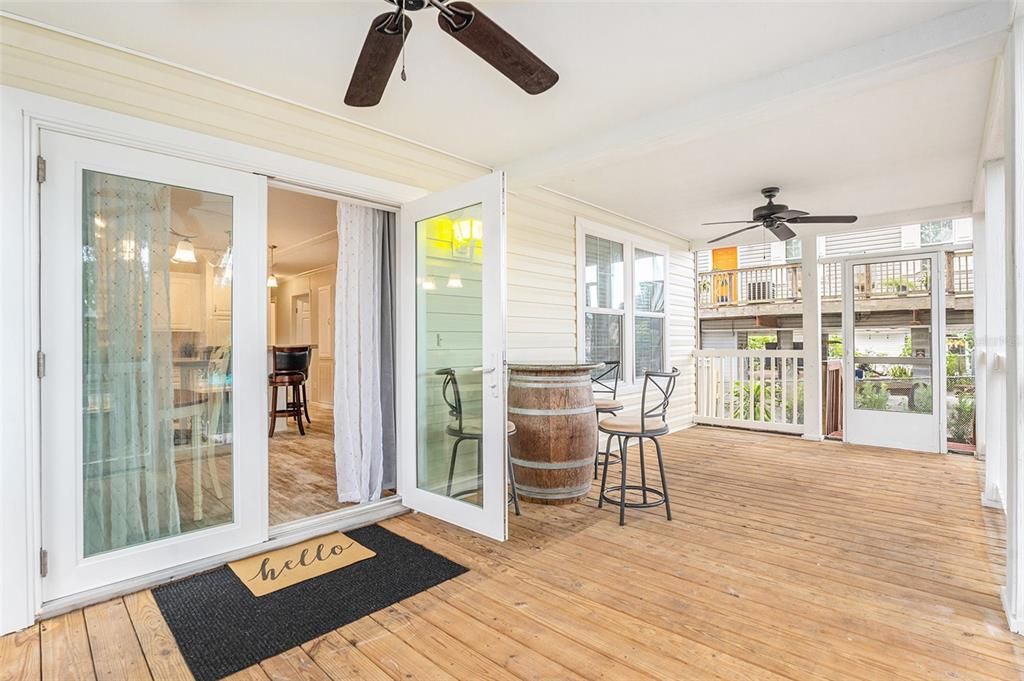 En Venta: $349,900 (2 camas, 2 baños, 1128 Pies cuadrados)