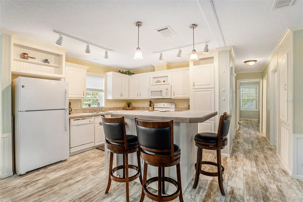 En Venta: $349,900 (2 camas, 2 baños, 1128 Pies cuadrados)