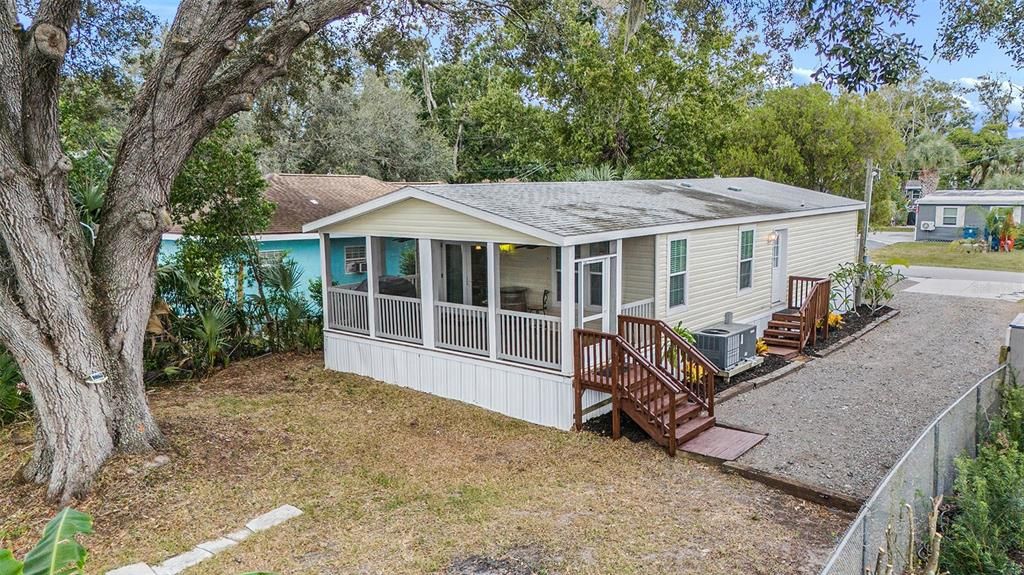 En Venta: $349,900 (2 camas, 2 baños, 1128 Pies cuadrados)