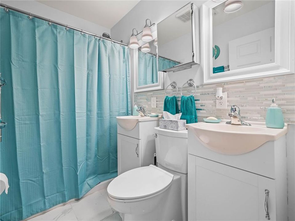 Active With Contract: $185,000 (2 beds, 2 baths, 1120 Square Feet)