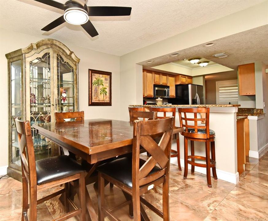 For Sale: $489,900 (2 beds, 20 baths, 1125 Square Feet)