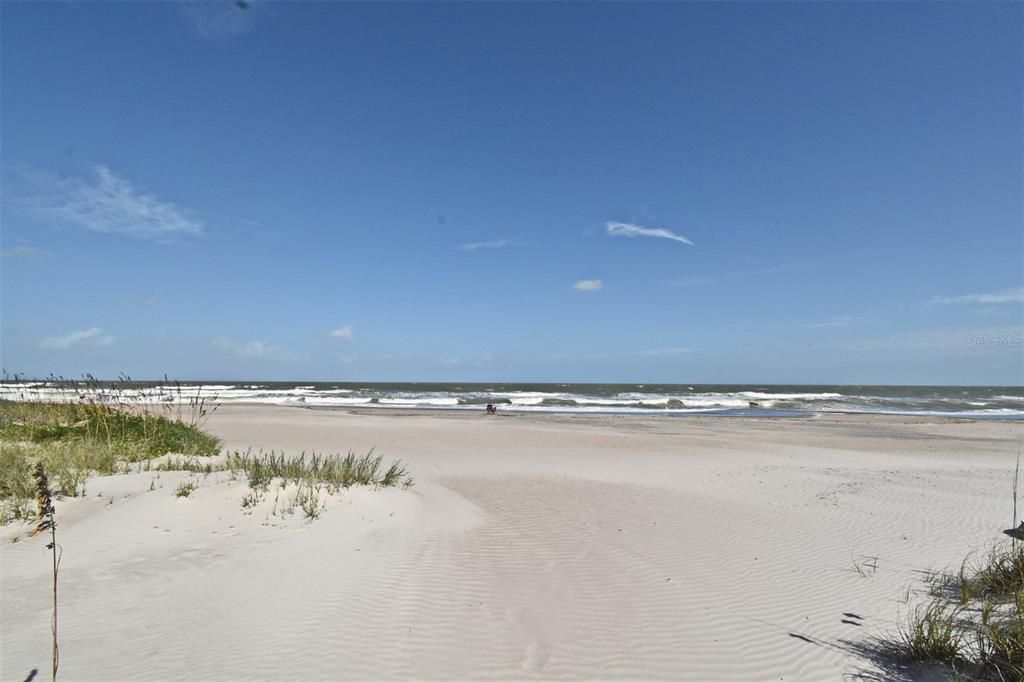 For Sale: $489,900 (2 beds, 20 baths, 1125 Square Feet)