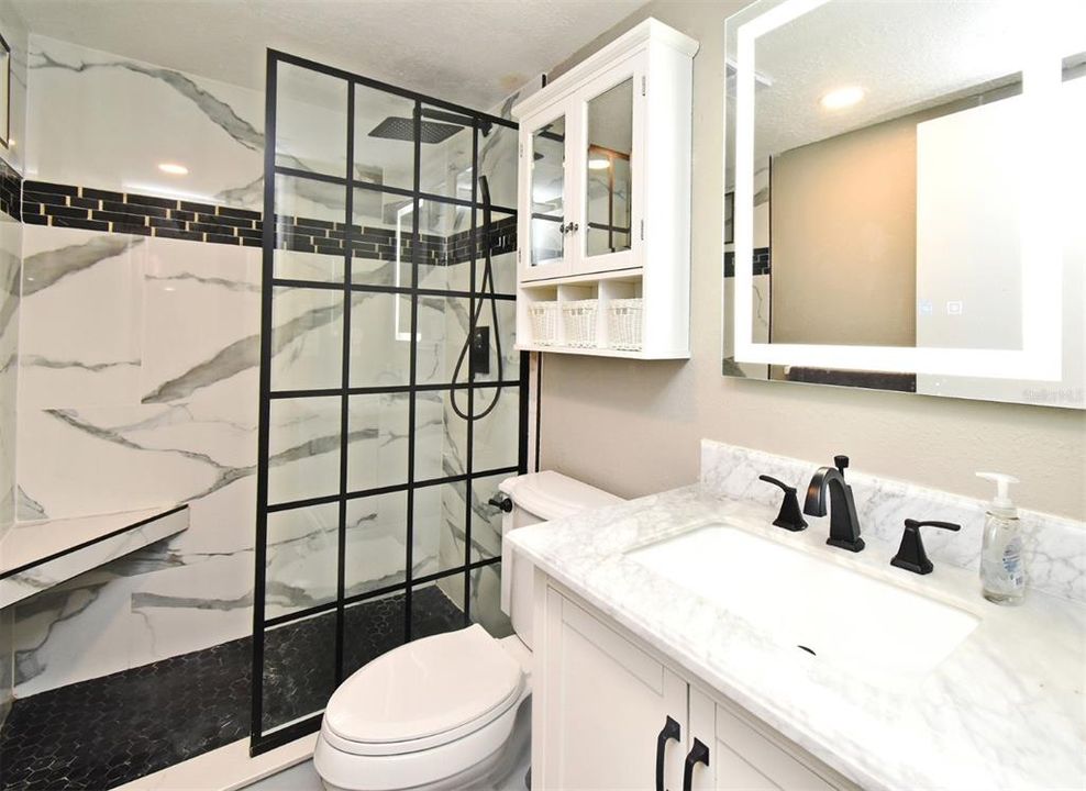 For Sale: $489,900 (2 beds, 20 baths, 1125 Square Feet)