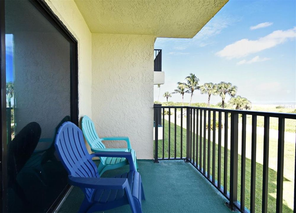 For Sale: $489,900 (2 beds, 20 baths, 1125 Square Feet)