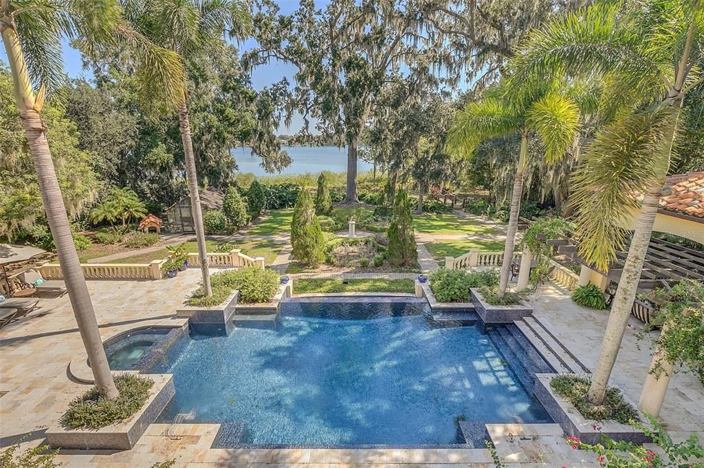 For Sale: $8,950,000 (7 beds, 9 baths, 11255 Square Feet)