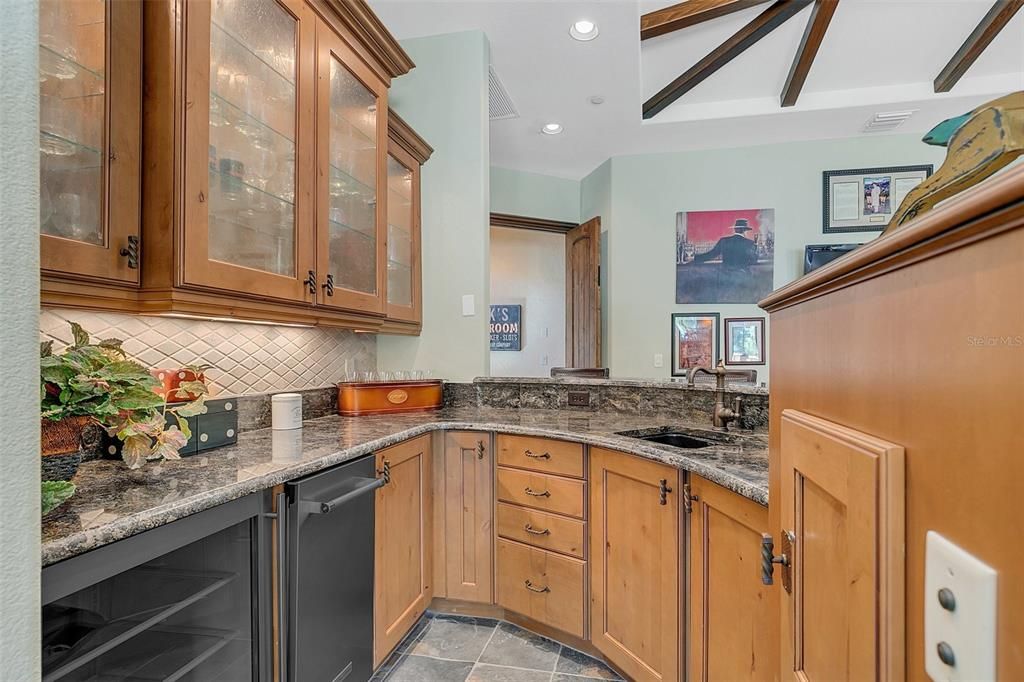 For Sale: $8,950,000 (7 beds, 9 baths, 11255 Square Feet)