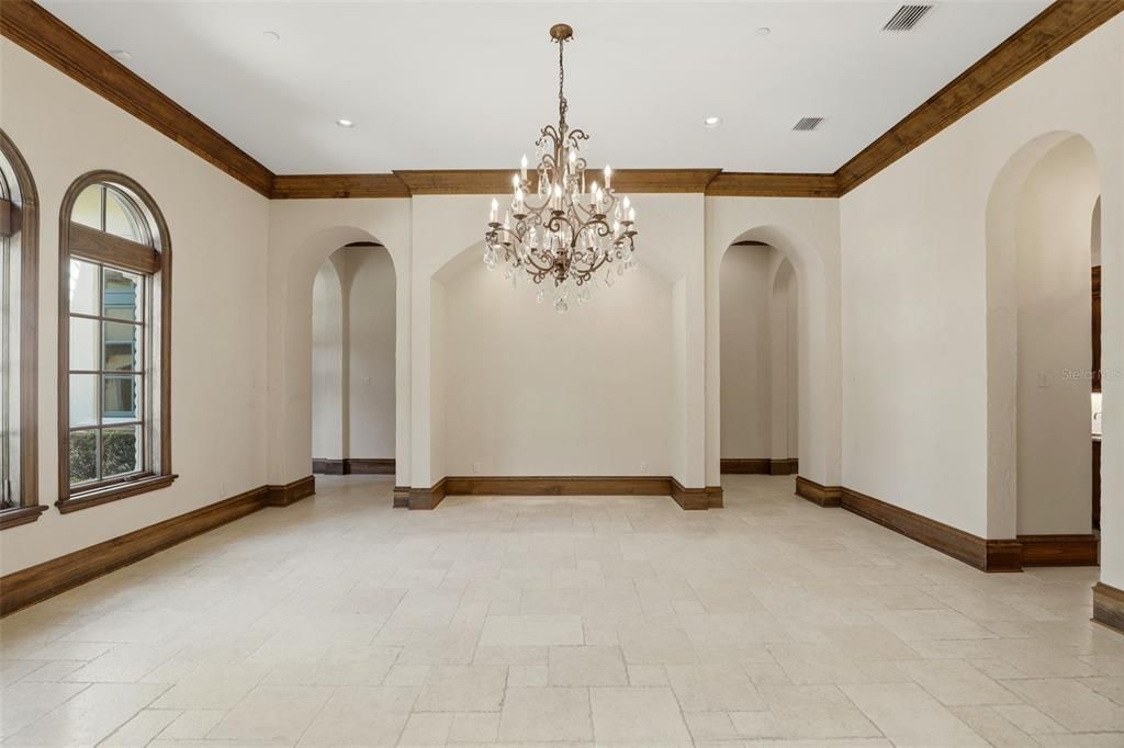 For Sale: $8,950,000 (7 beds, 9 baths, 11255 Square Feet)