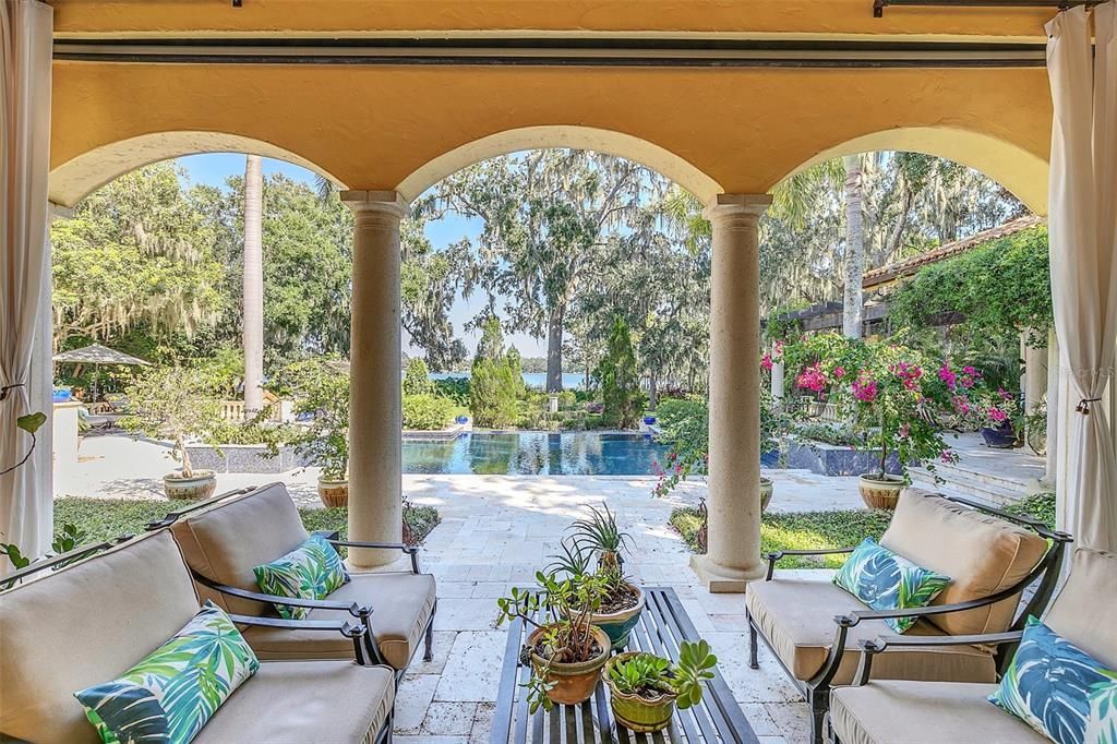 For Sale: $8,950,000 (7 beds, 9 baths, 11255 Square Feet)