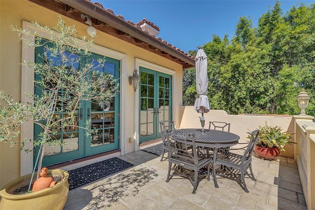 For Sale: $8,950,000 (7 beds, 9 baths, 11255 Square Feet)