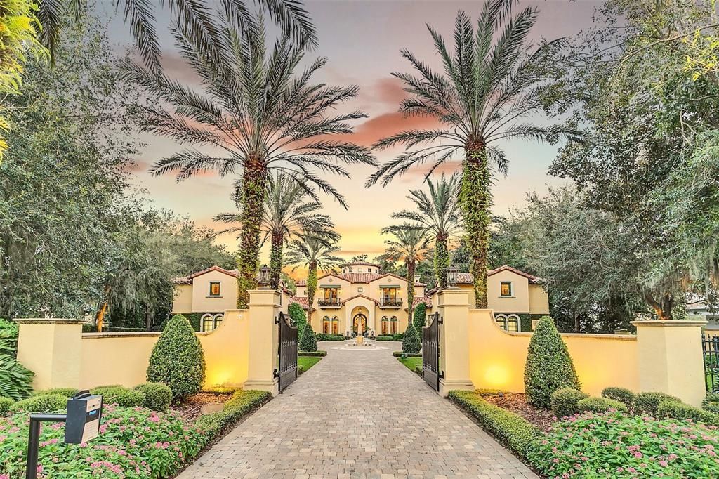 For Sale: $8,950,000 (7 beds, 9 baths, 11255 Square Feet)