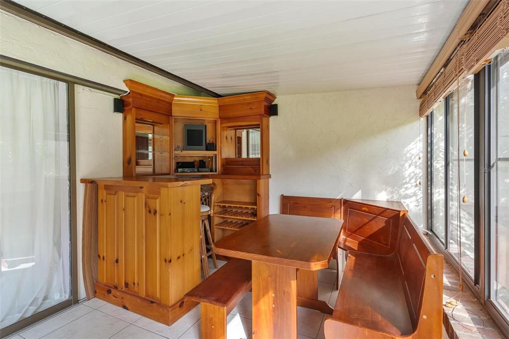 En Venta: $299,900 (3 camas, 2 baños, 1497 Pies cuadrados)