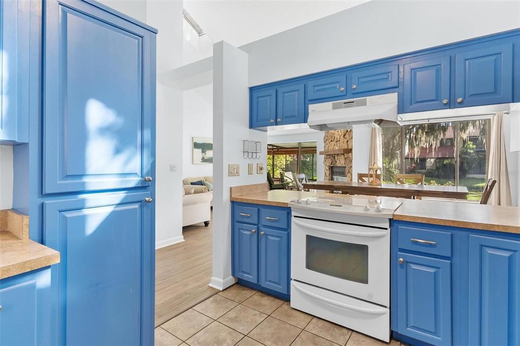 En Venta: $299,900 (3 camas, 2 baños, 1497 Pies cuadrados)