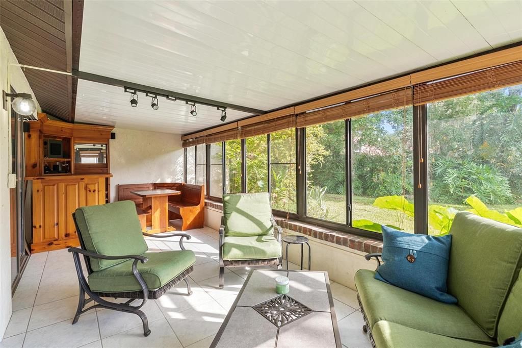 En Venta: $299,900 (3 camas, 2 baños, 1497 Pies cuadrados)