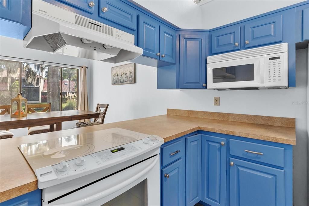 En Venta: $299,900 (3 camas, 2 baños, 1497 Pies cuadrados)