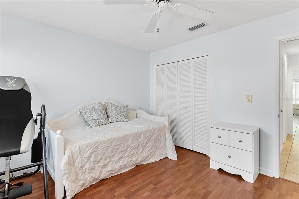 En Venta: $299,900 (3 camas, 2 baños, 1497 Pies cuadrados)