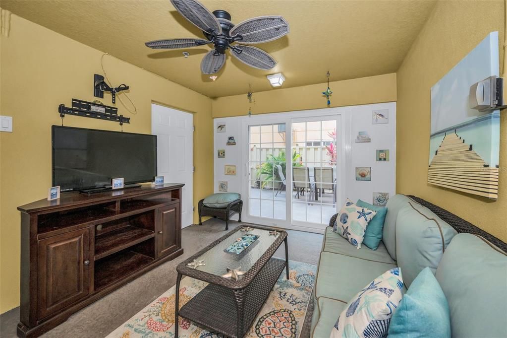 待售: $334,975 (3 贝兹, 3 浴室, 1612 平方英尺)