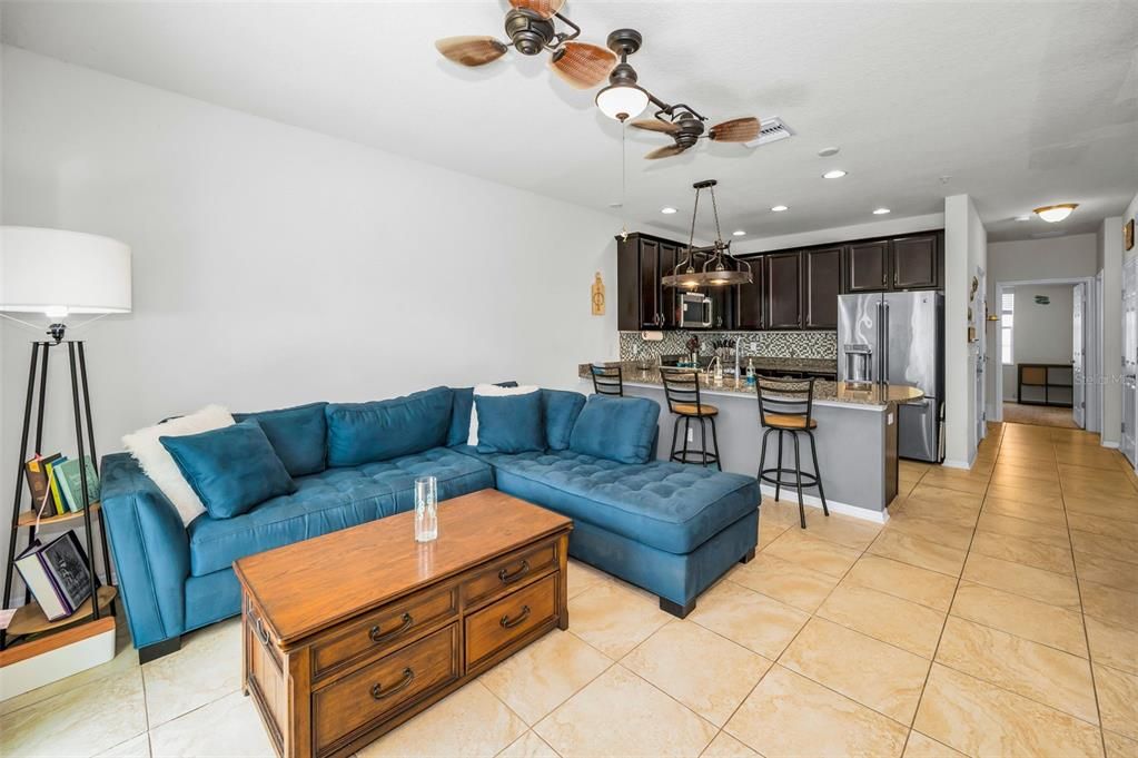 待售: $334,975 (3 贝兹, 3 浴室, 1612 平方英尺)