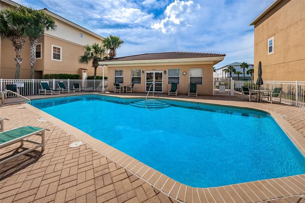 待售: $334,975 (3 贝兹, 3 浴室, 1612 平方英尺)