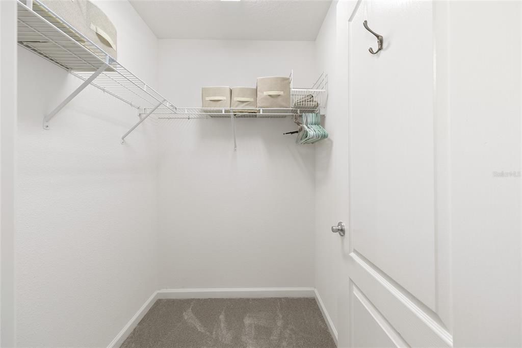 На продажу: $246,000 (2 спален, 2 ванн, 1051 Квадратных фут)