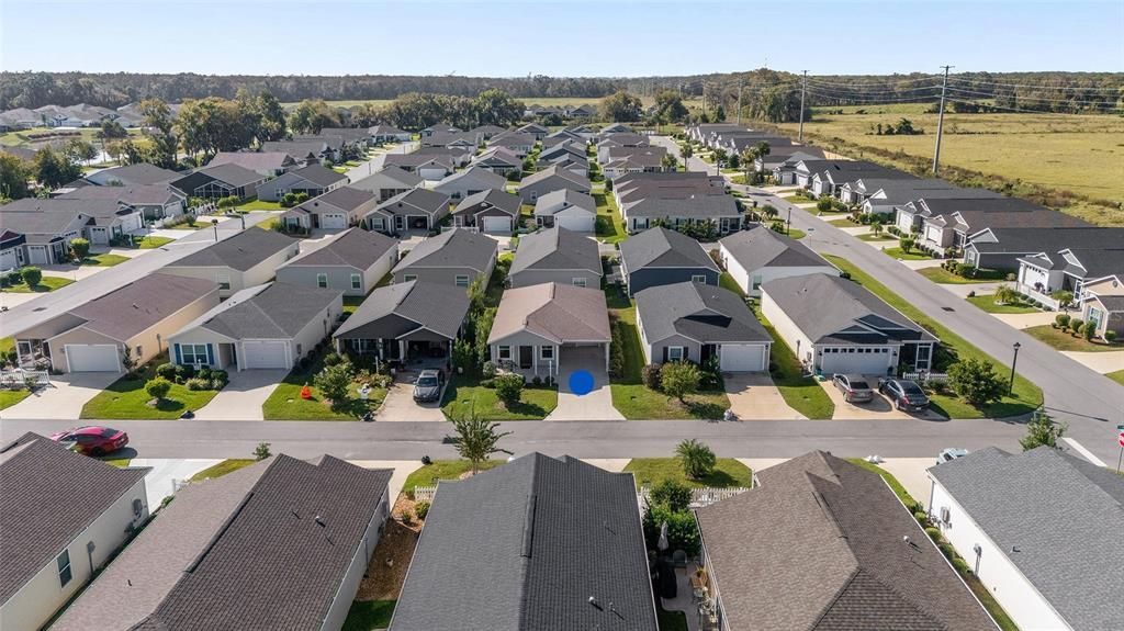 На продажу: $246,000 (2 спален, 2 ванн, 1051 Квадратных фут)