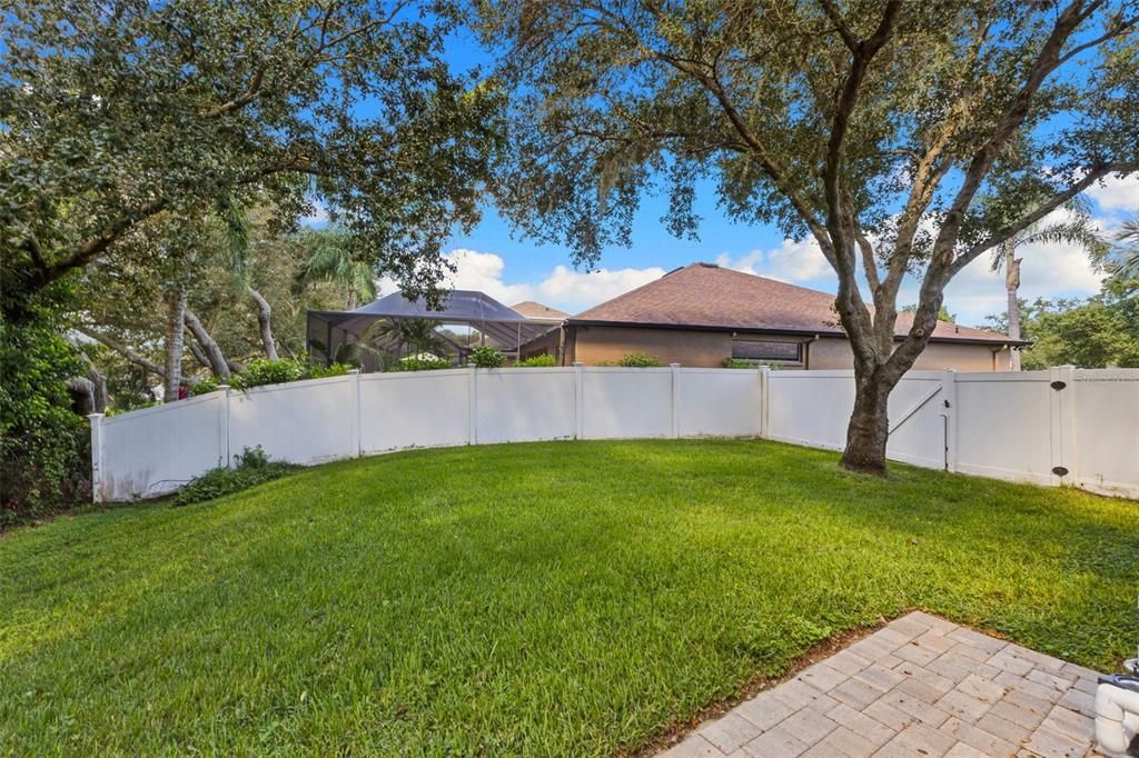 Activo con contrato: $604,900 (4 camas, 3 baños, 2775 Pies cuadrados)