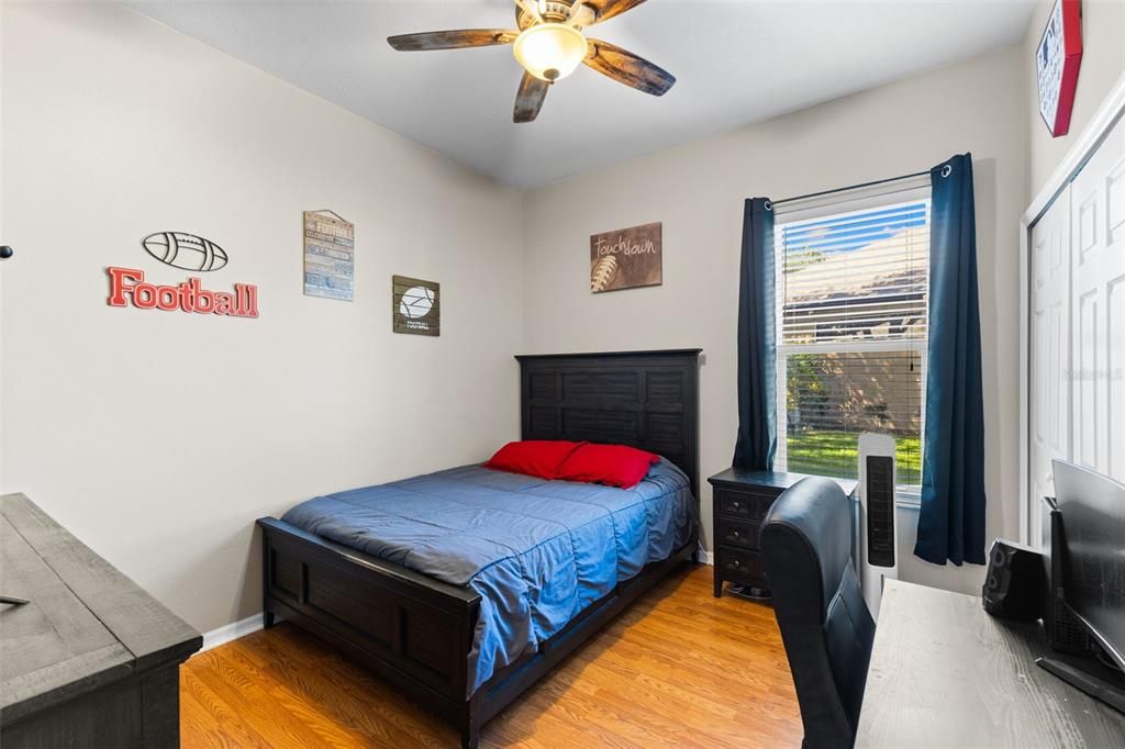 Activo con contrato: $604,900 (4 camas, 3 baños, 2775 Pies cuadrados)