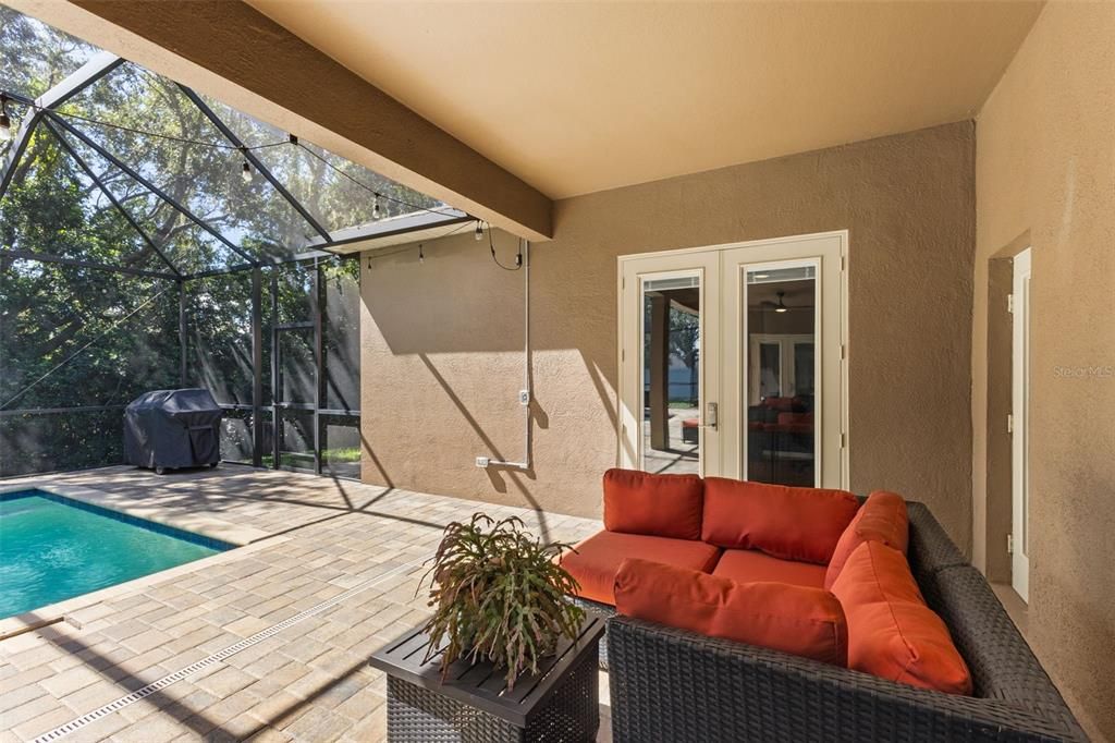 Activo con contrato: $604,900 (4 camas, 3 baños, 2775 Pies cuadrados)