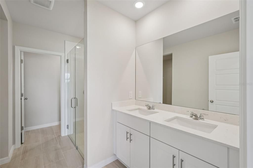 Active With Contract: $314,995 (4 beds, 2 baths, 1687 Square Feet)