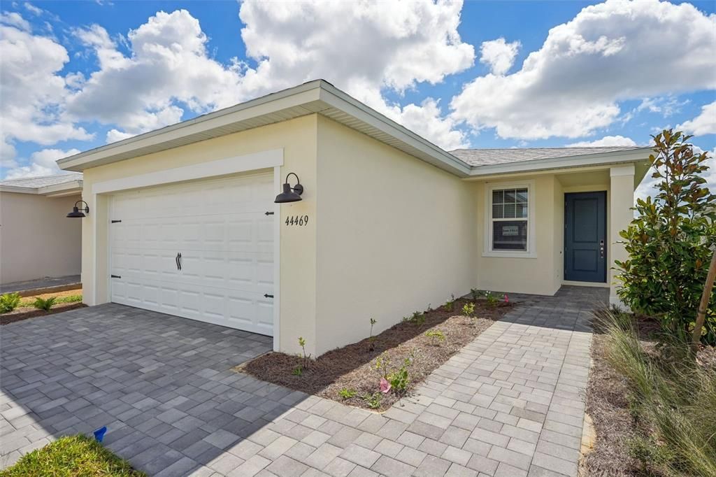 Active With Contract: $314,995 (4 beds, 2 baths, 1687 Square Feet)