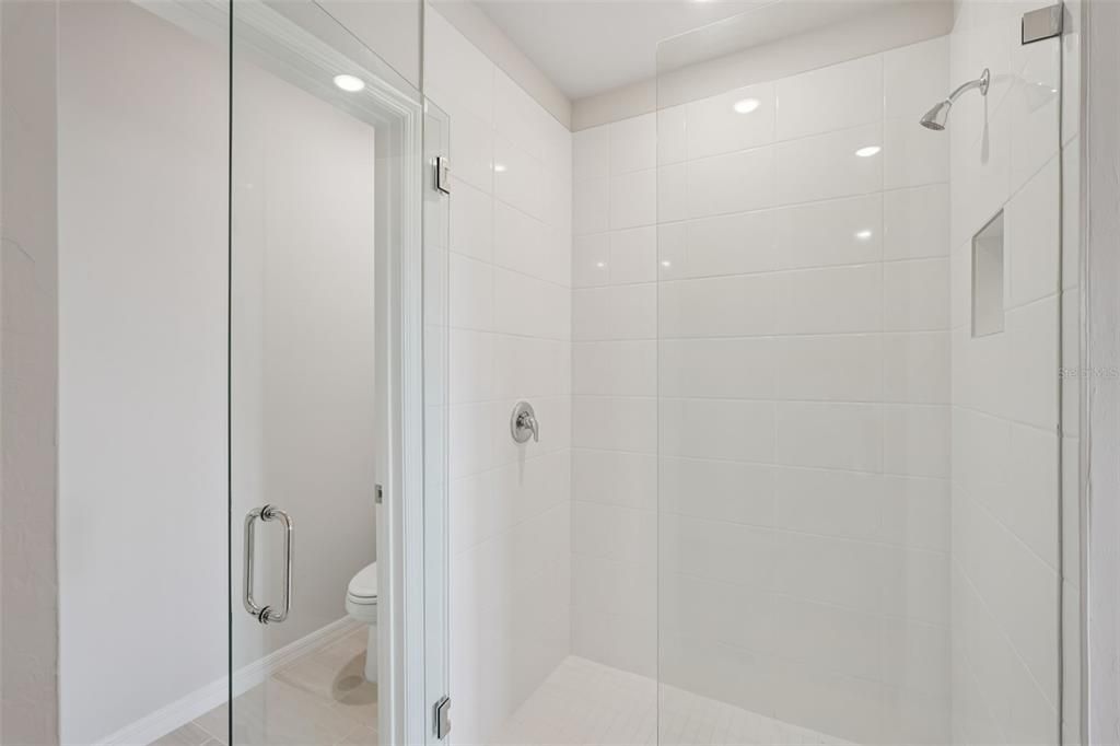 Active With Contract: $314,995 (4 beds, 2 baths, 1687 Square Feet)