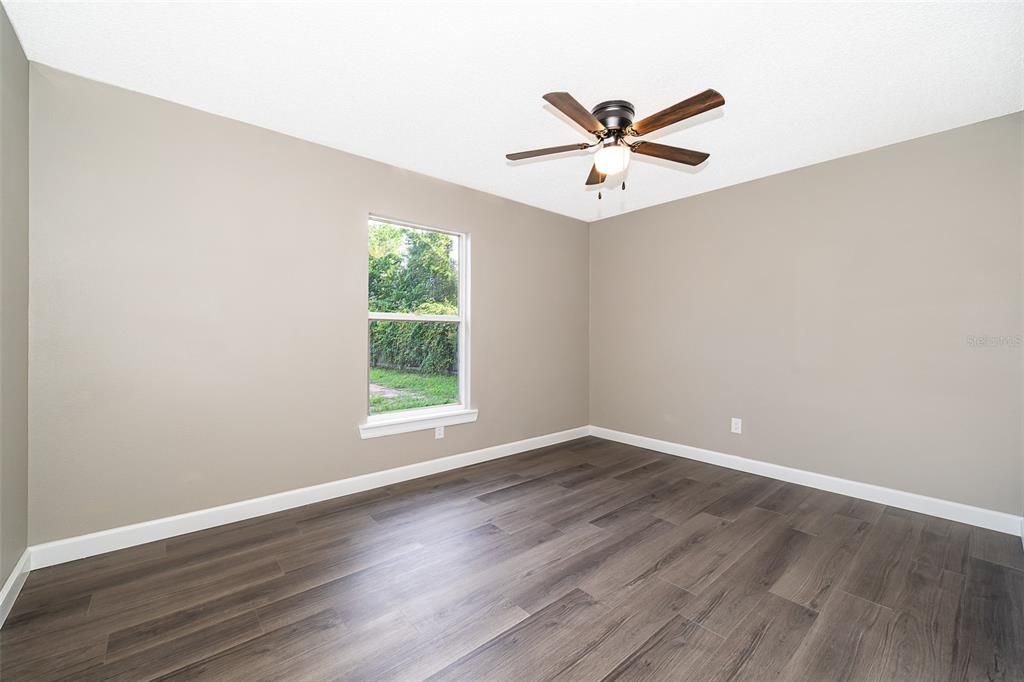 待售: $289,900 (3 贝兹, 2 浴室, 1142 平方英尺)