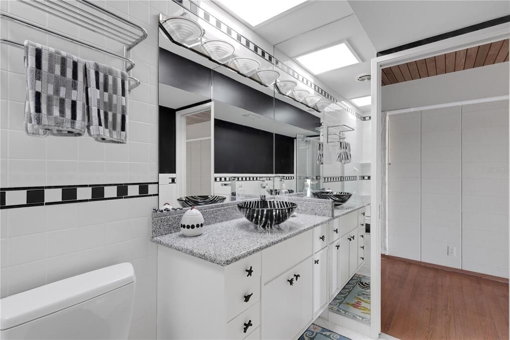 待售: $4,995,000 (5 贝兹, 3 浴室, 2658 平方英尺)