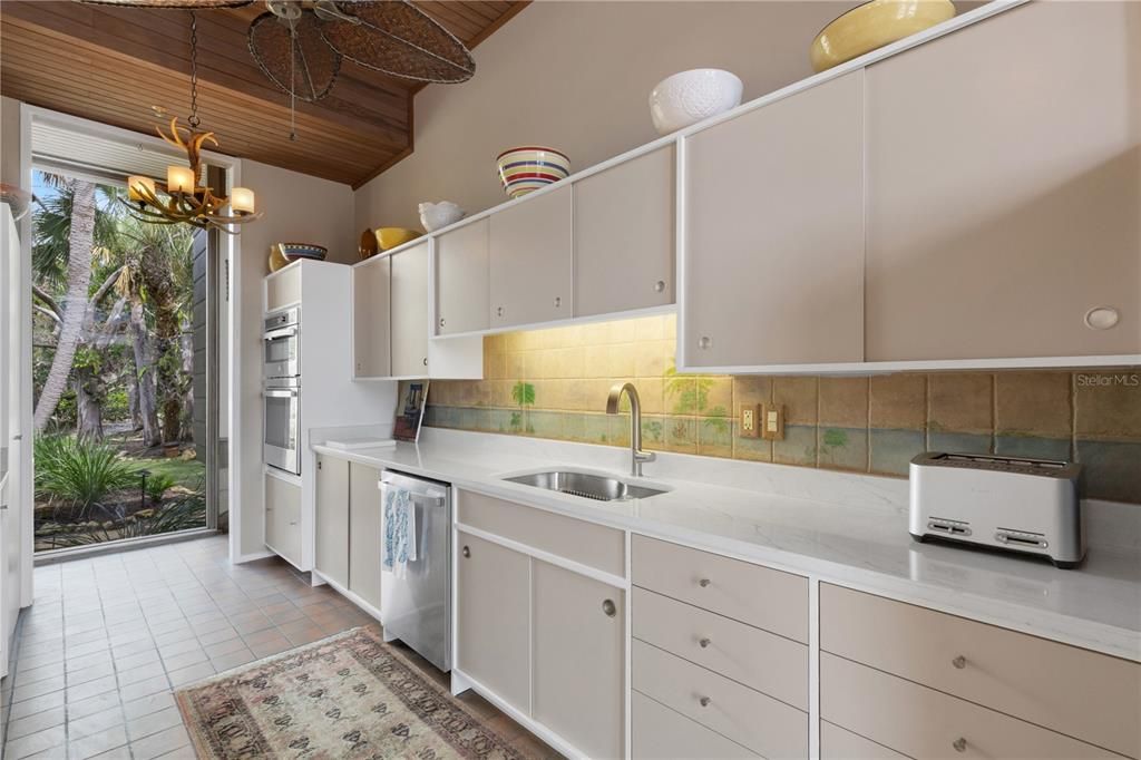 待售: $4,995,000 (5 贝兹, 3 浴室, 2658 平方英尺)