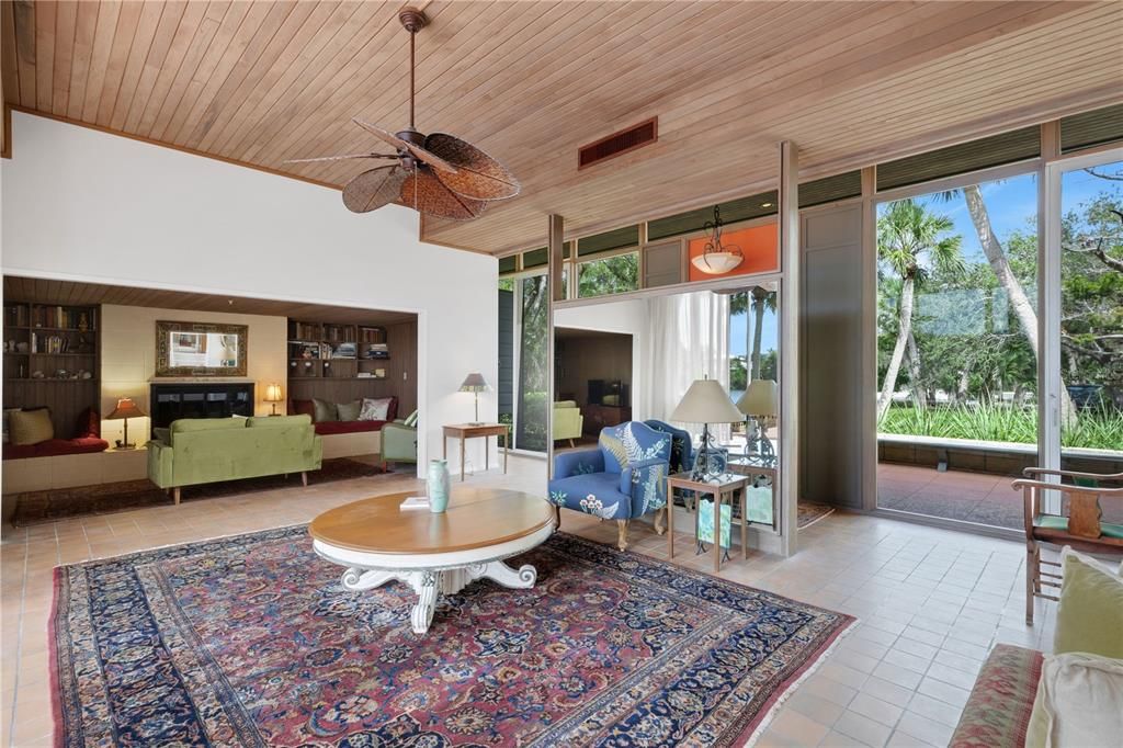 待售: $4,995,000 (5 贝兹, 3 浴室, 2658 平方英尺)