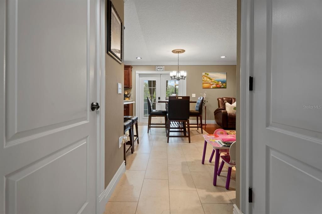 На продажу: $705,000 (5 спален, 2 ванн, 2979 Квадратных фут)