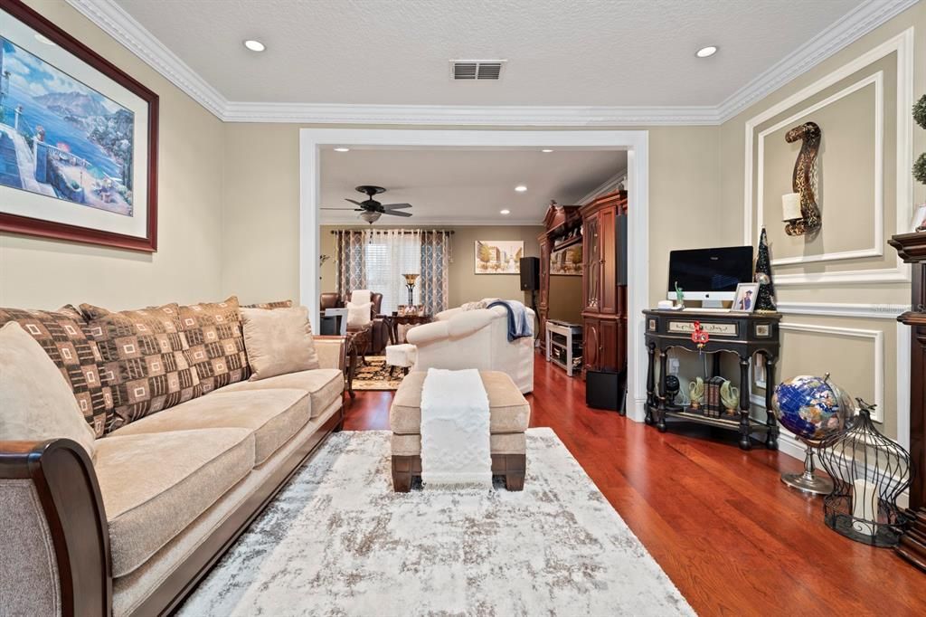 На продажу: $705,000 (5 спален, 2 ванн, 2979 Квадратных фут)