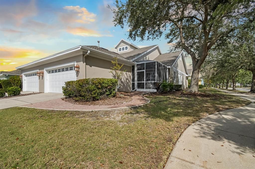 Activo con contrato: $290,000 (2 camas, 2 baños, 1546 Pies cuadrados)