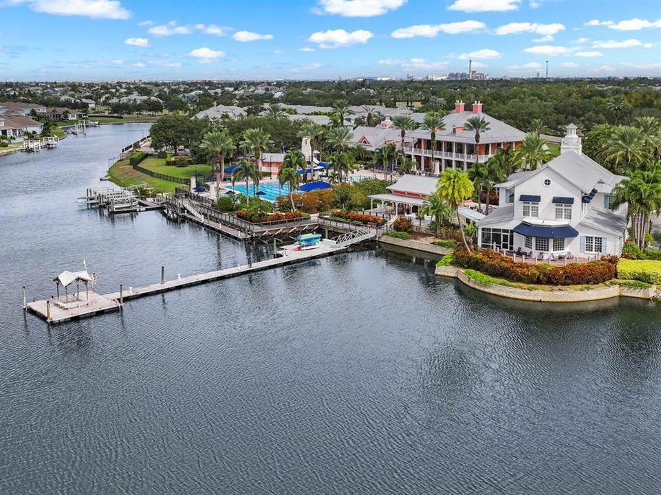 Activo con contrato: $290,000 (2 camas, 2 baños, 1546 Pies cuadrados)