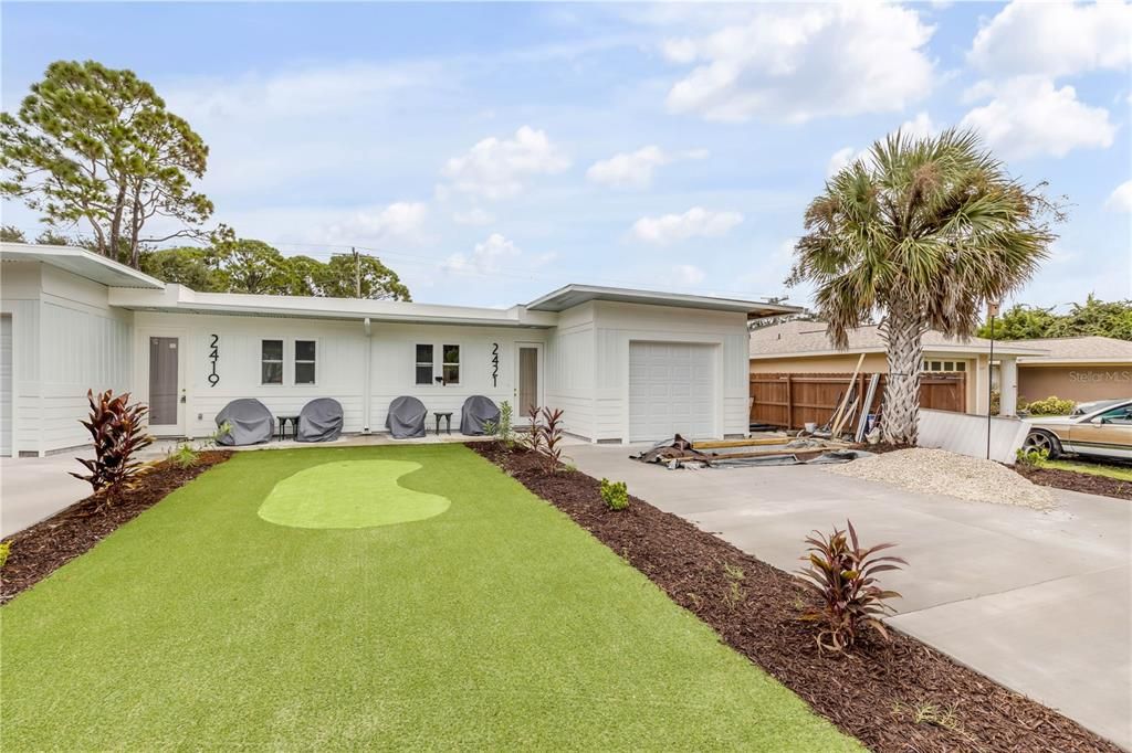 For Sale: $600,000 (12 beds, 0 baths, 2717 Square Feet)