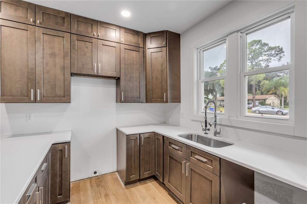 For Sale: $600,000 (12 beds, 0 baths, 2717 Square Feet)