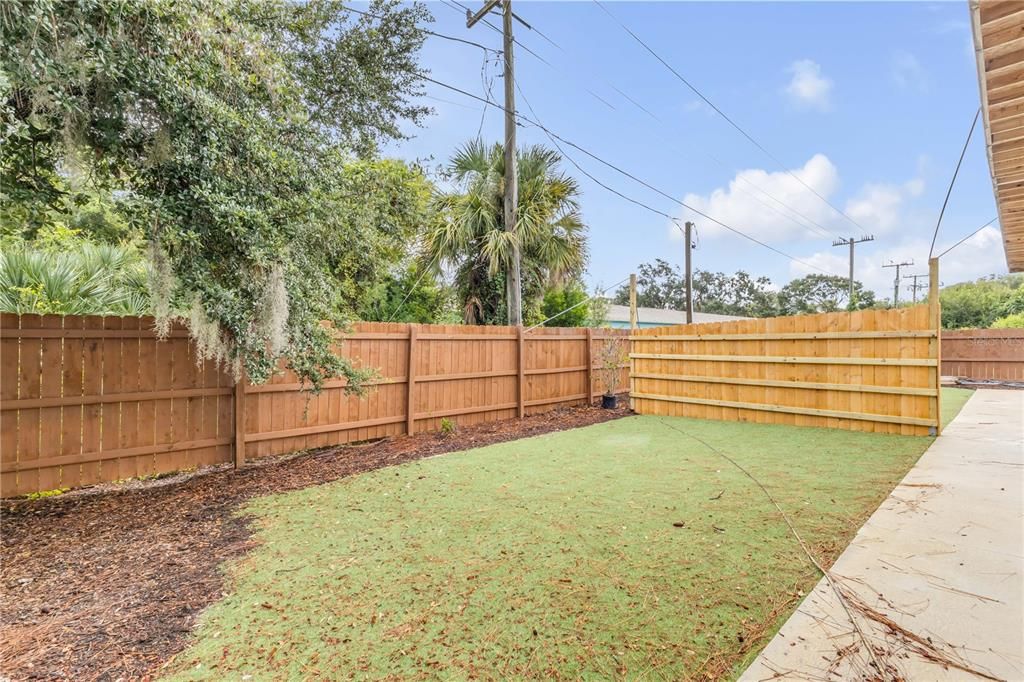 For Sale: $600,000 (12 beds, 0 baths, 2717 Square Feet)