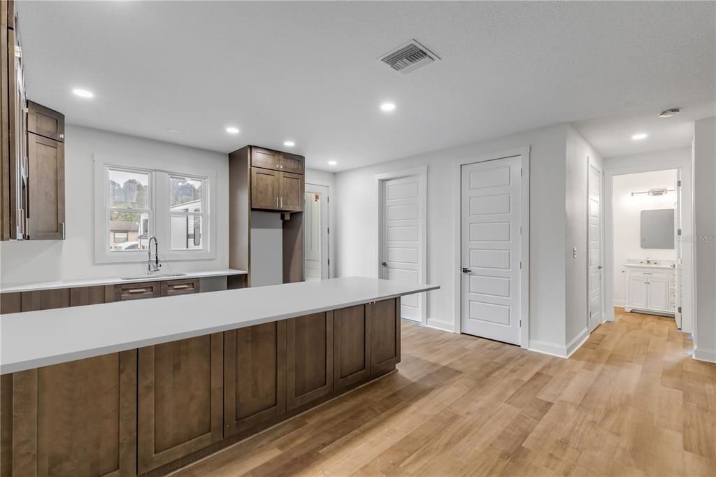 For Sale: $600,000 (12 beds, 0 baths, 2717 Square Feet)