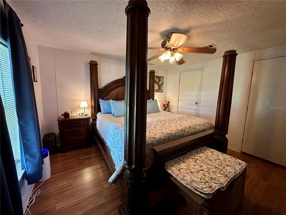 На продажу: $359,000 (3 спален, 2 ванн, 1512 Квадратных фут)